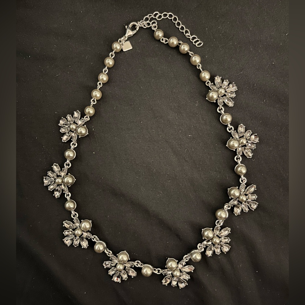 Ann Taylor Elegant Silver Floral Pearl Necklace
